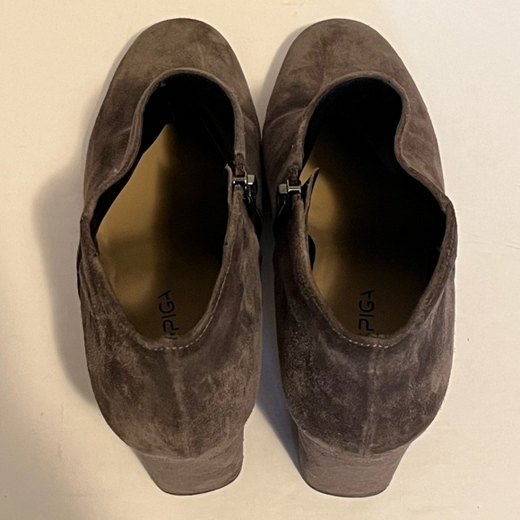 Via Spiga Silvie Block Heel Booties Anthracite Suede - Picture 4 of 14